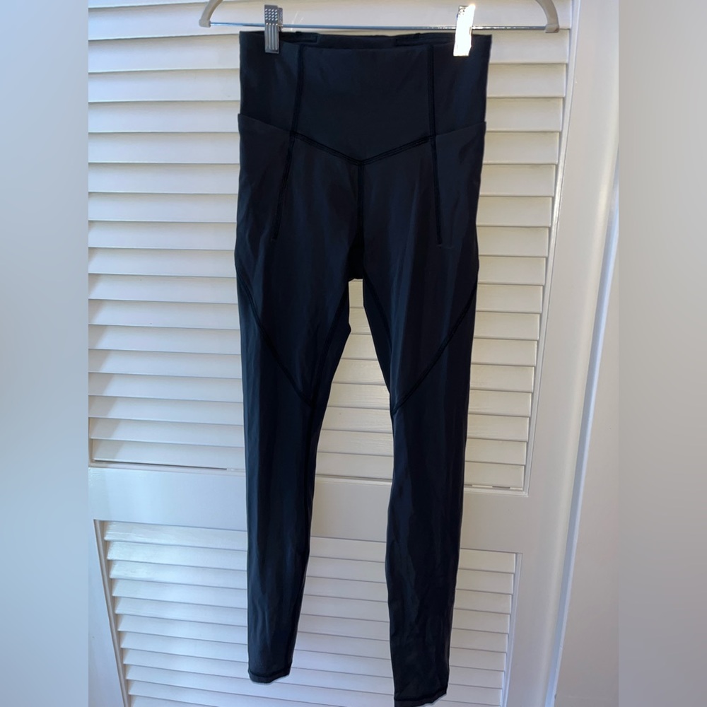 LuluLemon Black leggings!